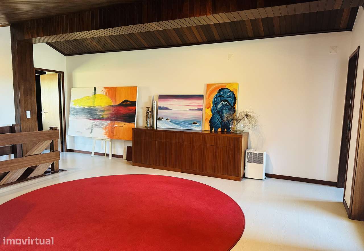 Moradia T4 de charme com grande jardim em zona tranquila-29