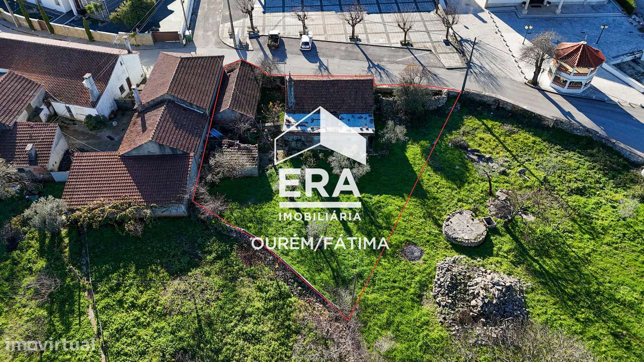 Moradia T3 para reconstrução no Bairro, Ourém-31