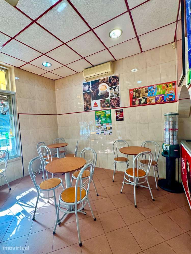 Loja para venda em Camarate-6