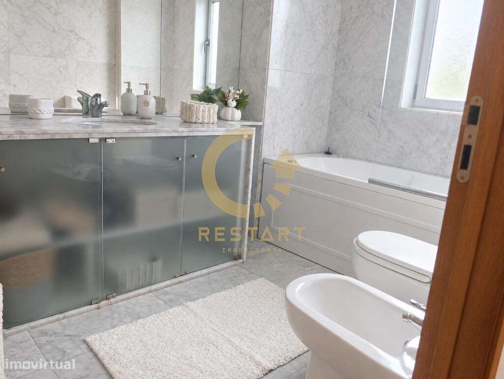 T2 Mobilado em Condomínio Fechado com Piscina | Vila Nova da Telha – M-20