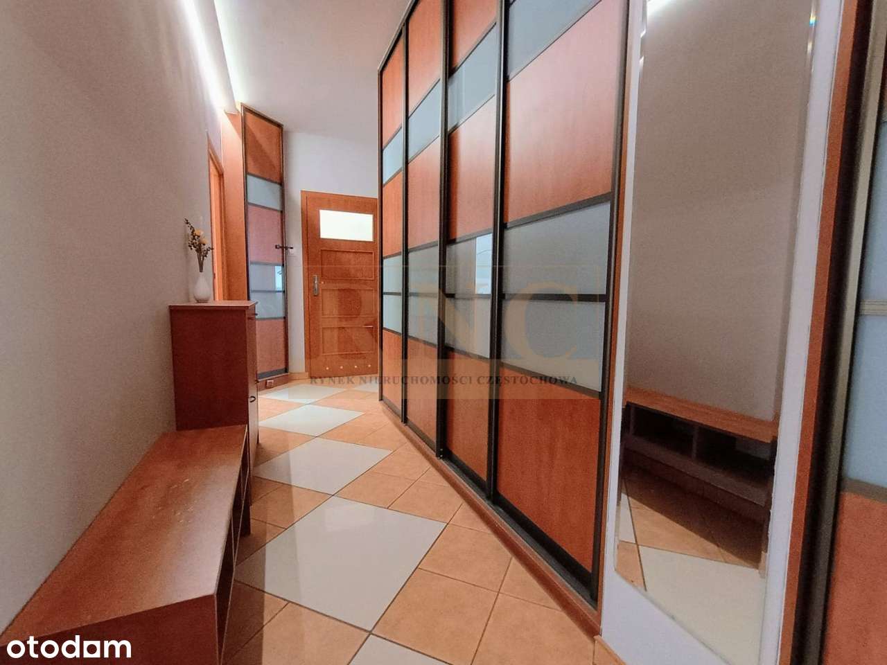 2. piętro | 3 pokoje | Nowsze budownictwo | Wrzosowiak | Lipowa - Pełny obrazek: 1/10