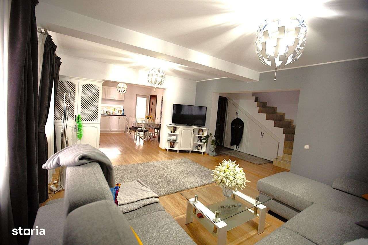 Vila mobilata si utilata in Izvor - Imagine principală: 2/9