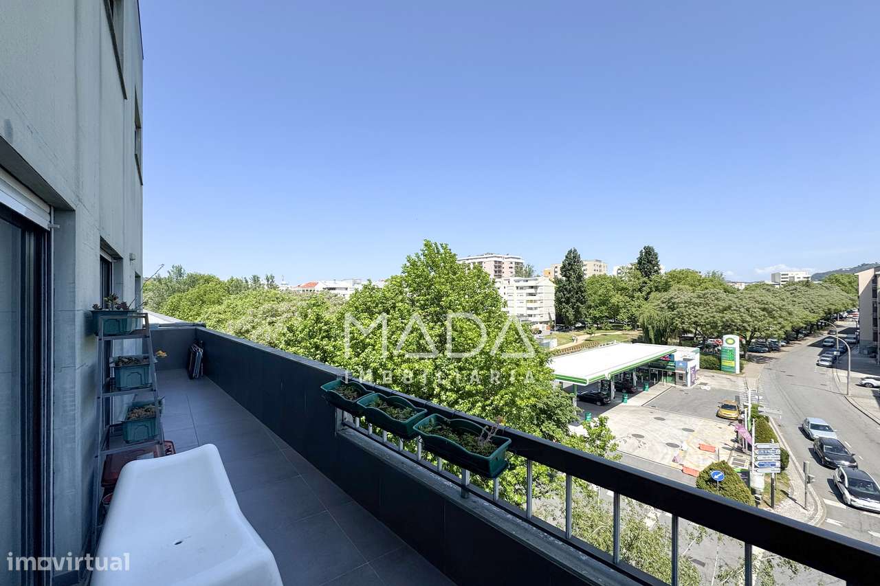 Apart. T3 renovado c/garagem (2 carros) na Av. 31 de Janeiro em Braga-7