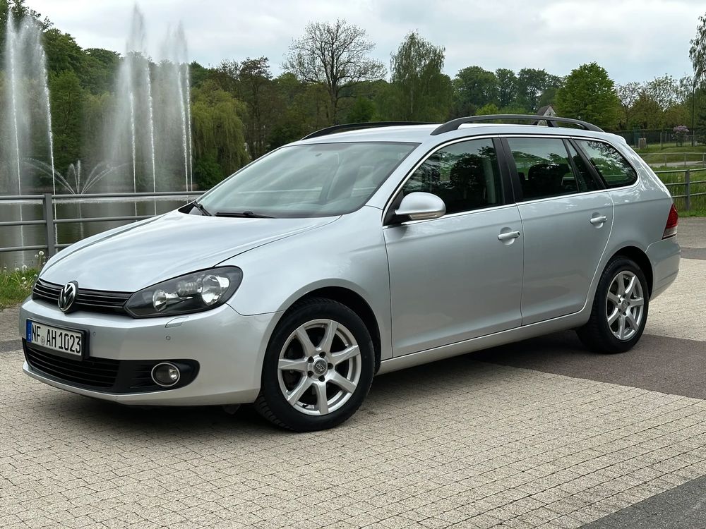 Volkswagen Golf VI (2008-2013) 1.6 TDI DPF DSG Highline 2011