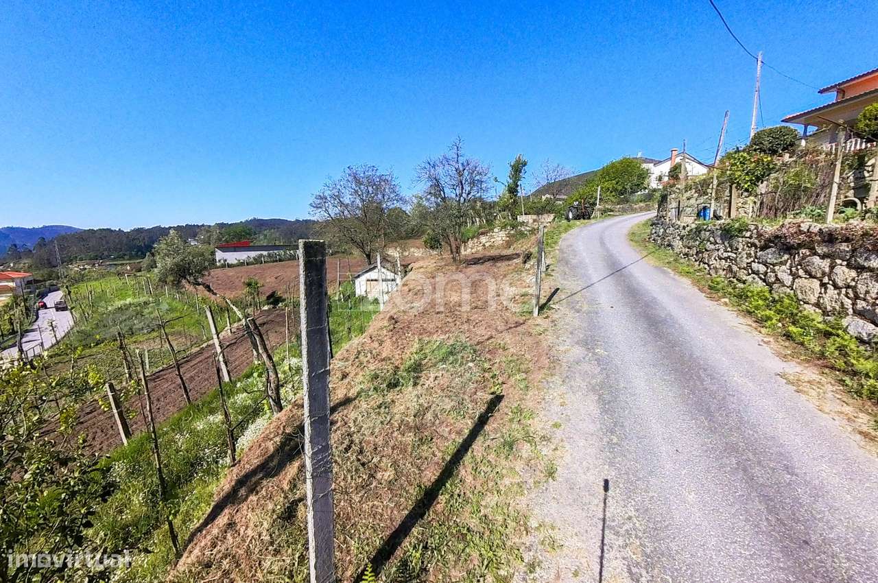 Terreno urbano em Valdreu, Vila Verde c/ 1547 m2 - Grande imagem: 4/21