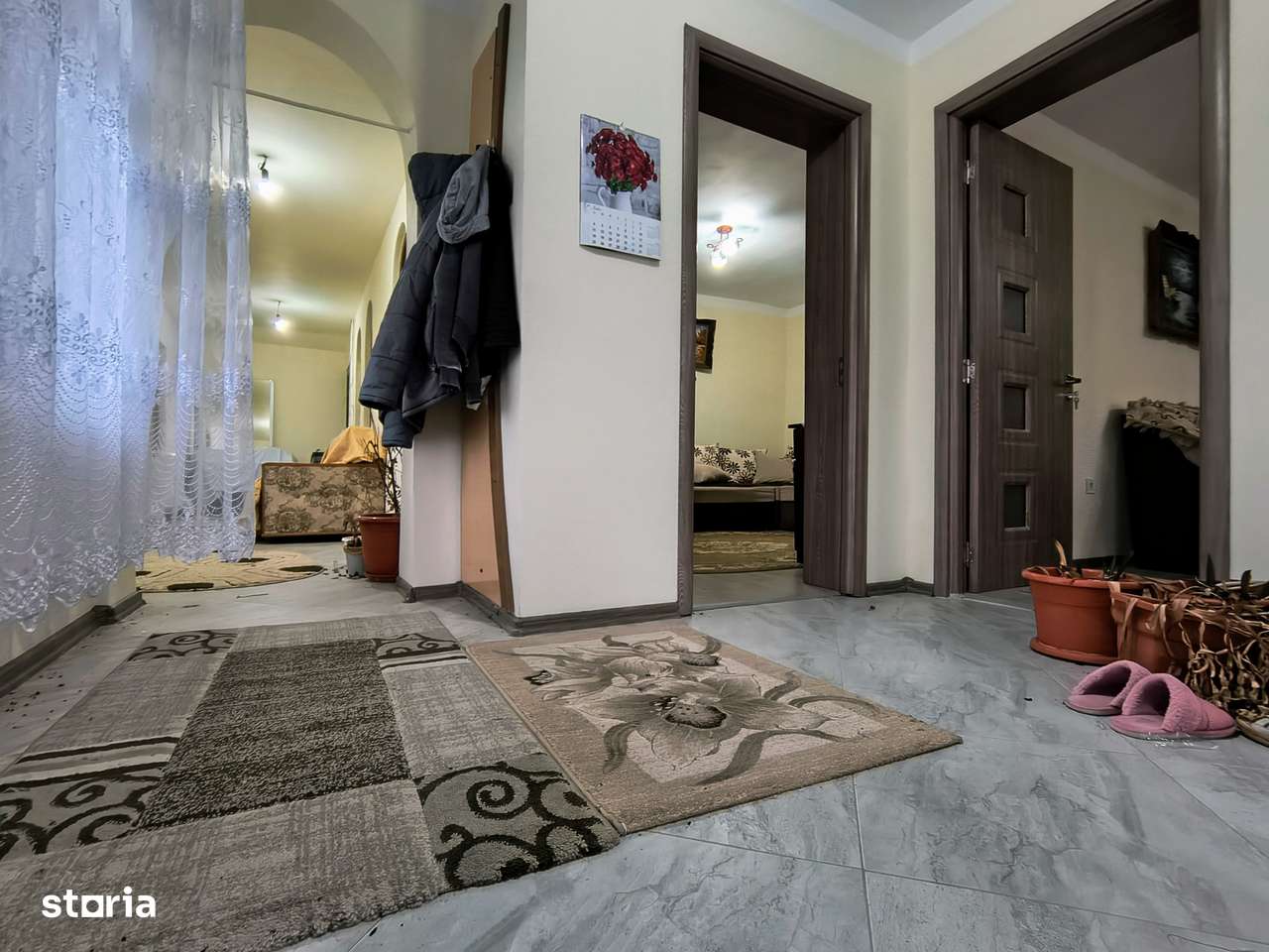 Casa de vânzare în Malu cu Flori- liniște, natura și aer curat!-5