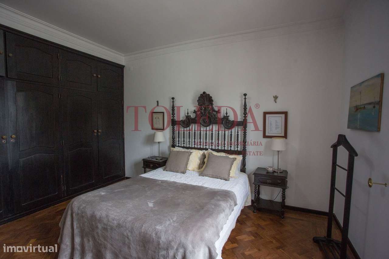 Moradia T7 em Almeirim-33