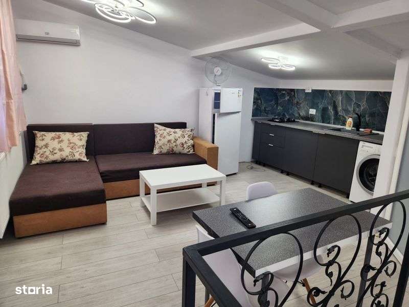 Vand 2 apartamente