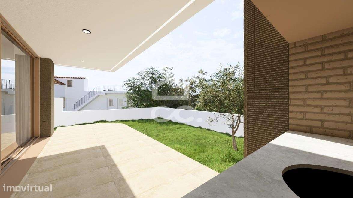 Moradia com projecto de arquitectura em Santa Clara-8