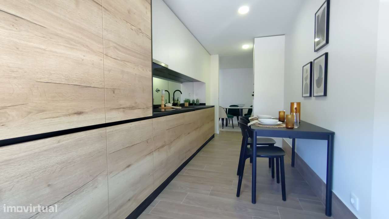 Último T3 de Último Piso, Garagem p/ 2 carros e Varanda | São João Ver-10