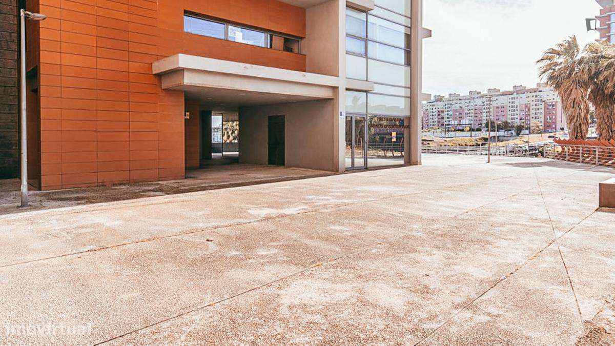 Apartamento com 1 quartos - localizado em Bela Vista Lisbon - Grande imagem: 3/10