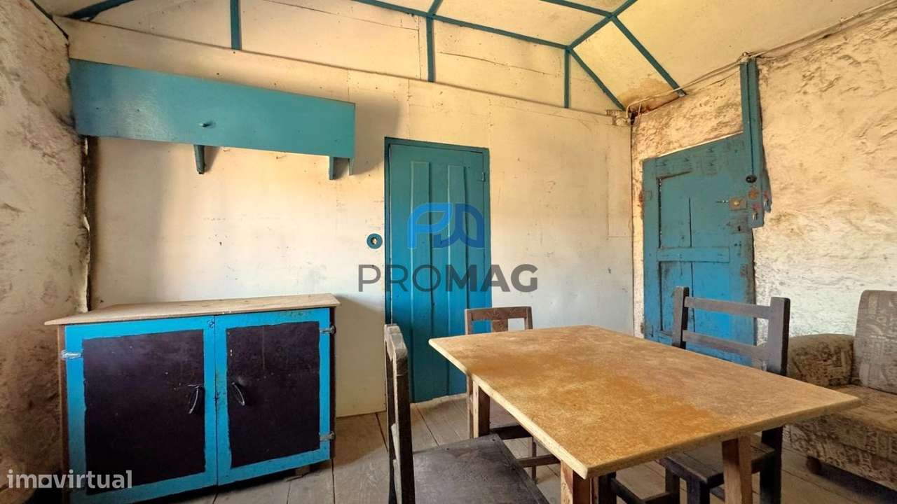 Oportunidade Única: Conjunto 3 Moradias em Granito Vistas Panorâmicas-19