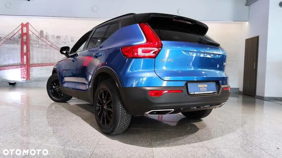 Volvo XC 40 T4 AWD R-Design - 23