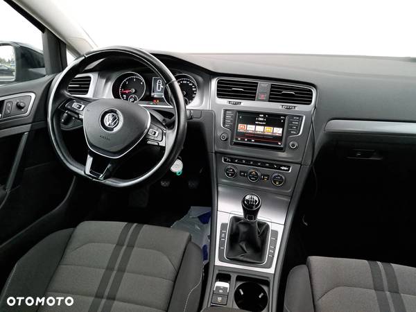 Volkswagen Golf VII 1.6 TDI BlueMotion Trendline - 12