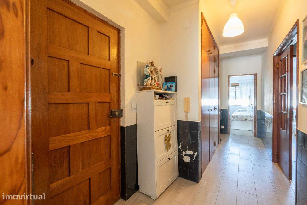 Apartamento T3 com garagem e arrumo no sotão - Grande imagem: 4/22