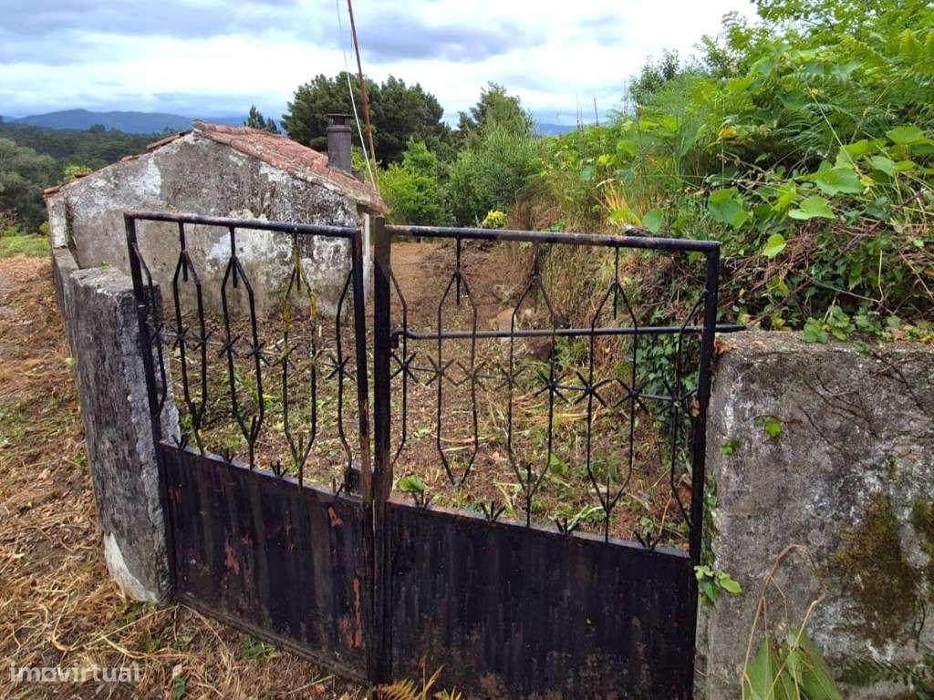 Casa antiga T2 em fase de reconstrução | Lanheses, Viana do Castelo - Grande imagem: 5/10