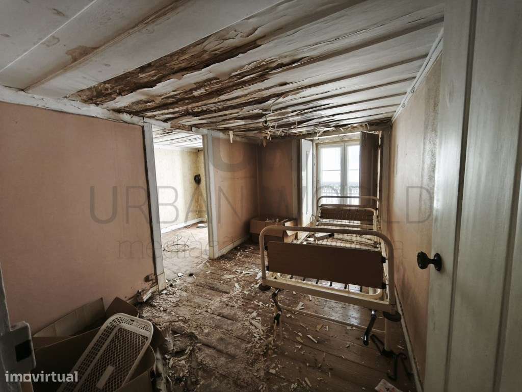 Prédio P/ Recuperar, Estrela - Lisboa, 398m2-34
