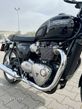 Triumph Bonneville - 12