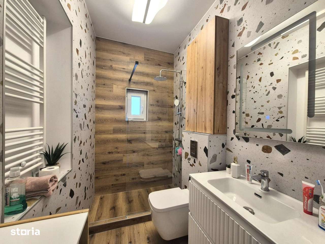 Piața de Miercuri, casă singură în curte, renovată 2025-6