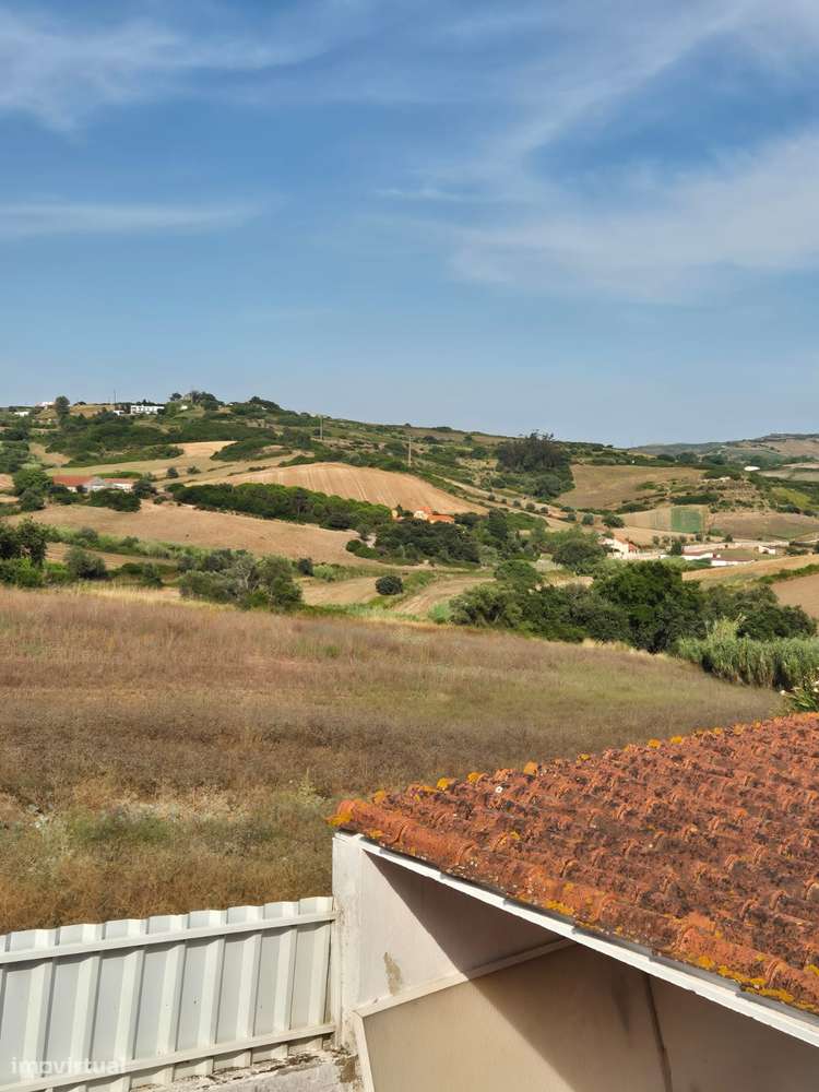Moradia T5 em Bispeira, Sobral de Monte Agraço-16