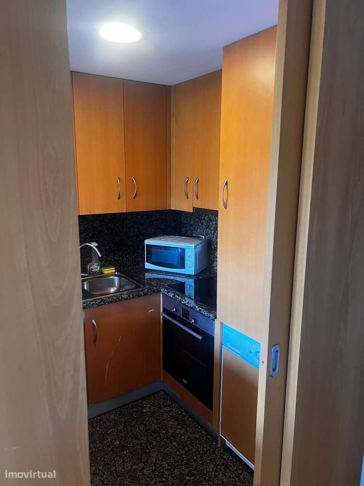 Moderno T1  Kitchenette em S. Mamede Infesta – Excelente Oportunidade! - Grande imagem: 5/15