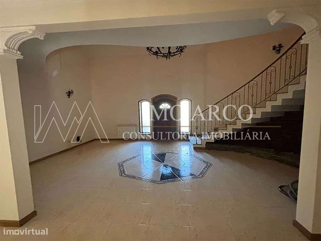 Quinta, com Moradia, Piscina e Adega-10