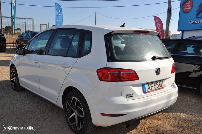 VW Golf Sportsvan 1.6 TDI Confortline BlueMotion - 16