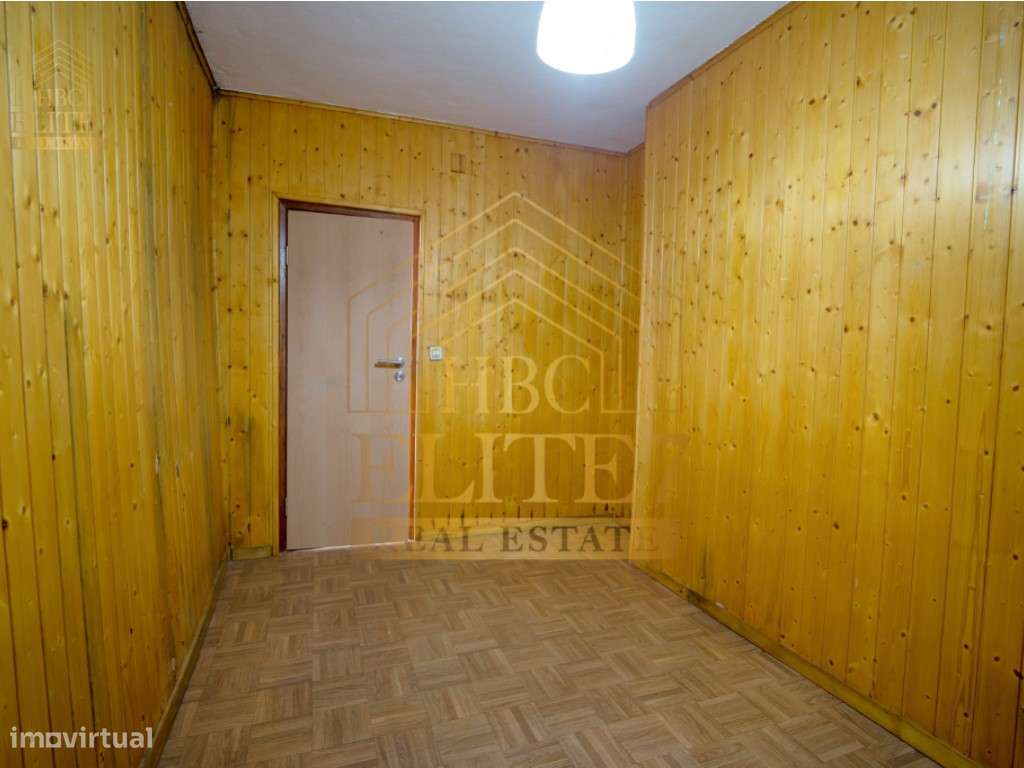 Moradia T3 para Renovar | Vau, Óbidos-13