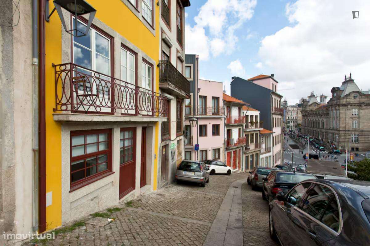 Estúdio - localizado em Sé Porto - Grande imagem: 1/9