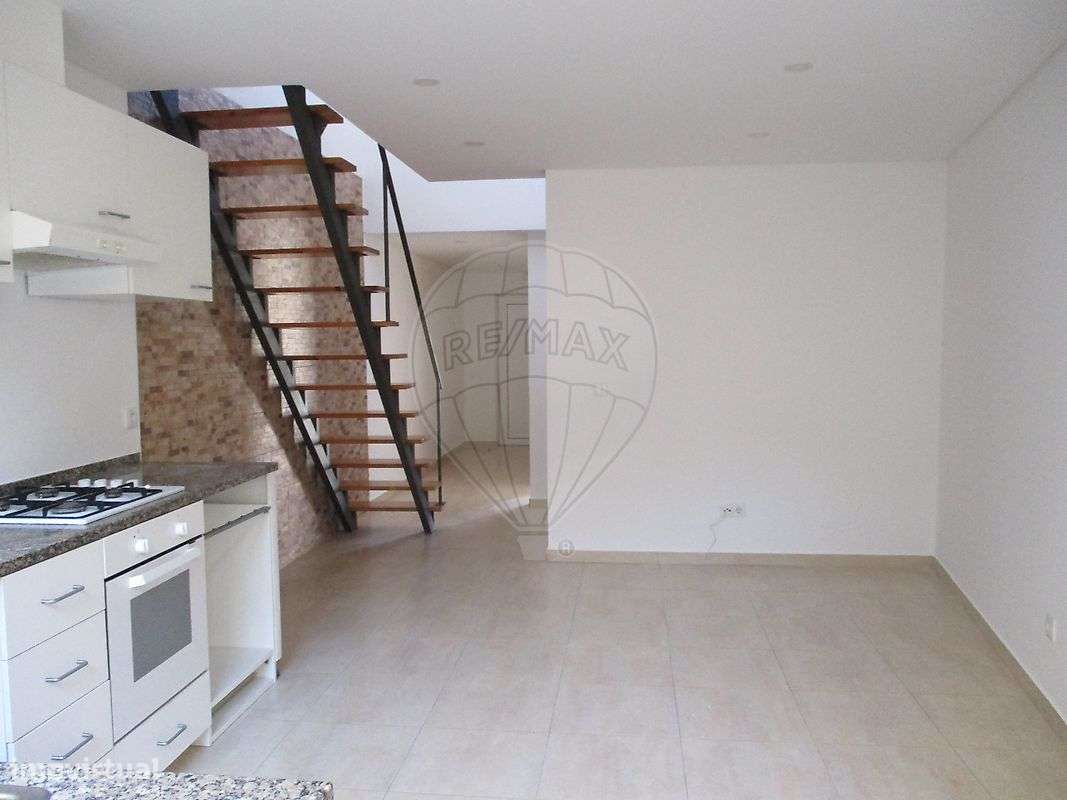 Moradia T1 para venda - Grande imagem: 2/29