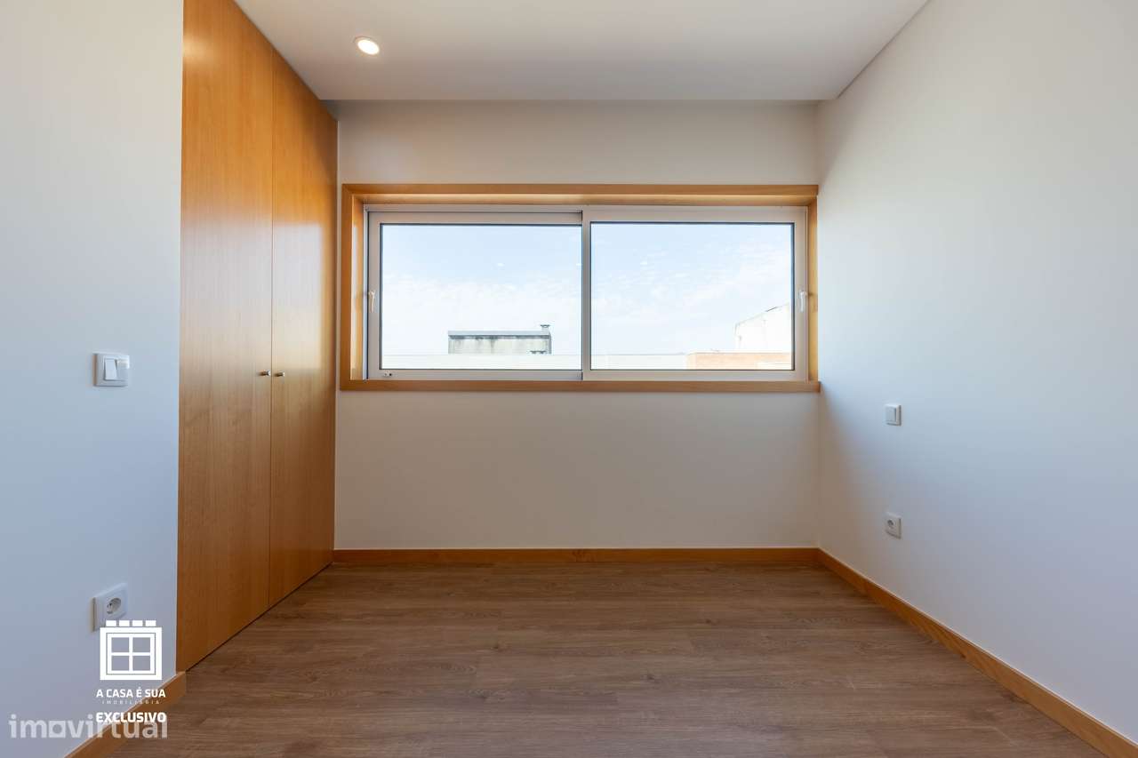 Apartamento T1 novo pronto habitar 78m2 area total-10