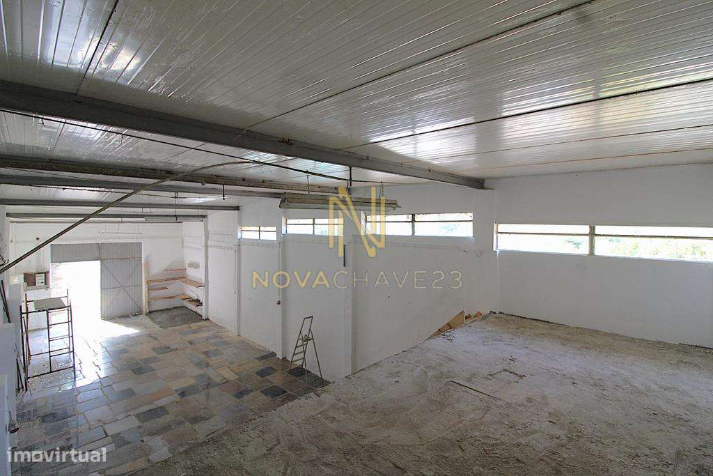 Armazém para Arrendamento em Local Privilegiado - Grande imagem: 5/9