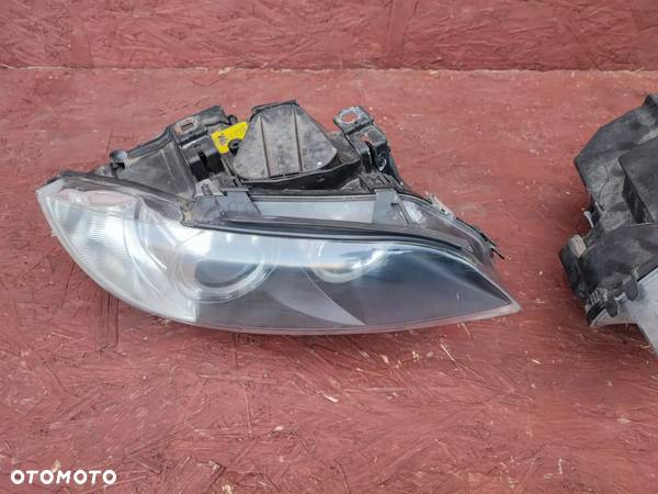 BMW E92 / E93 ORYGINALNY KOMPLET LAMP XENON PRZÓD (LEWA + PRAWA). O NR: 7 182 509 / 7 182 508 OEM. W BARDZO DOBRYM SANIE EUROPA - 6