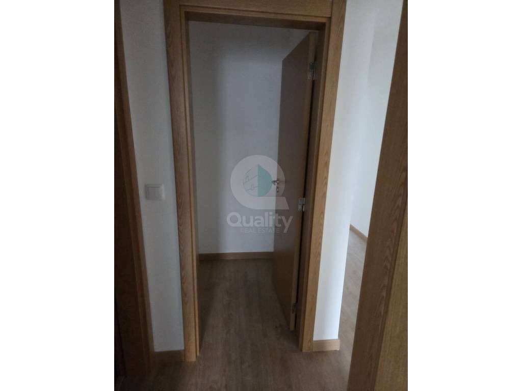 T2 Zona Central na Baixa da Banheira-14