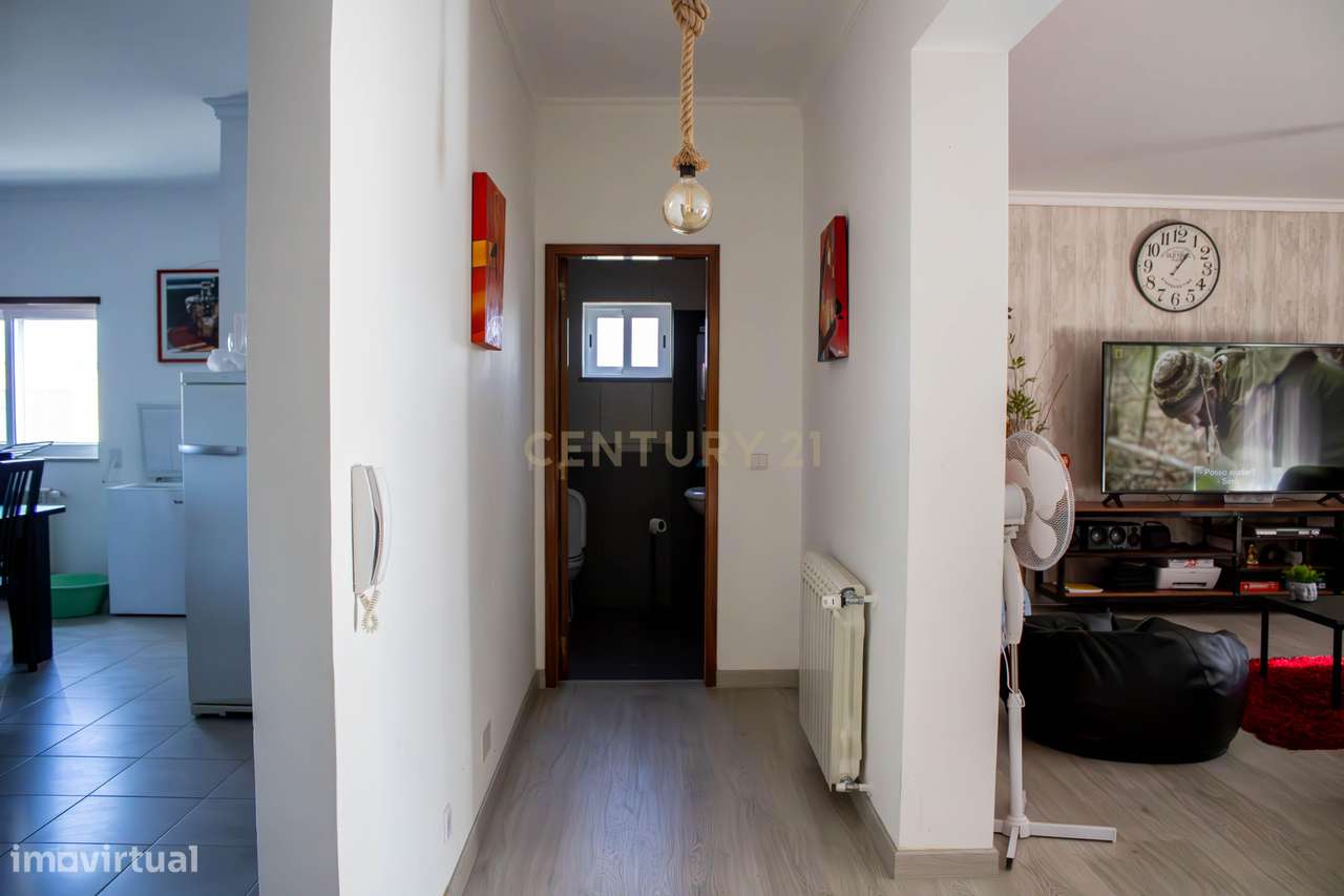 Moradia moderna | 3 pisos | Vila Nova Foz Côa-10