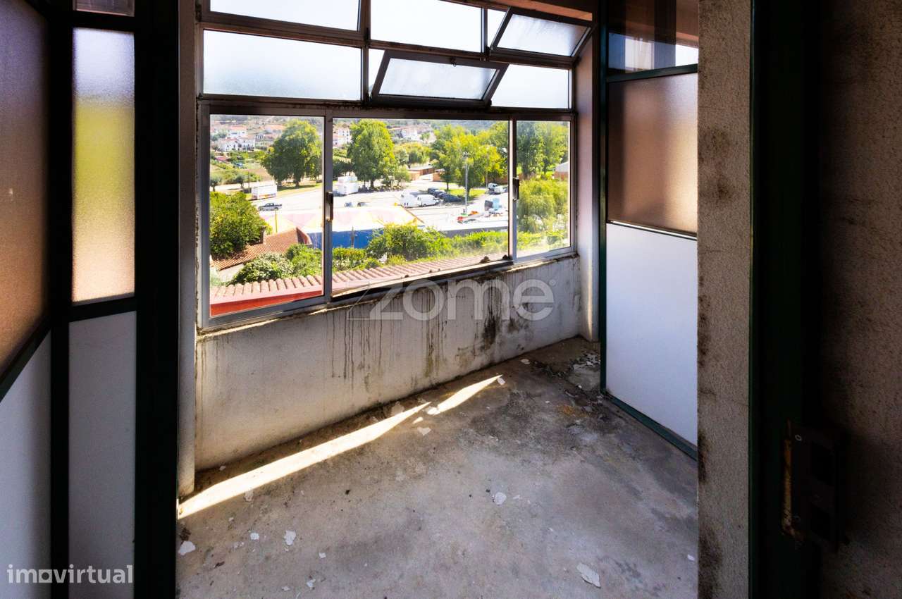 Prédio 4 Pisos |Loja|Garagens| Centro Arganil | Investimento-29
