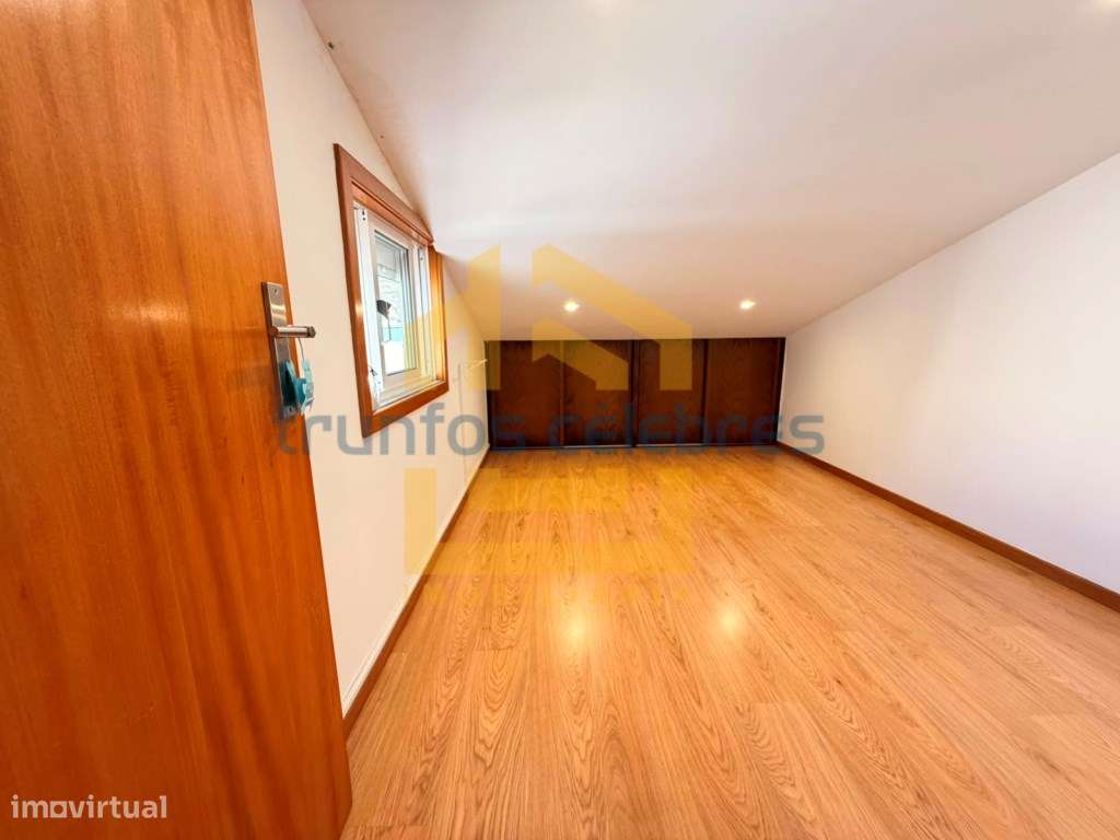 *Moradia T3+1 Renovada | Terraço Privativo | A 600 m da Praia e 400...-20
