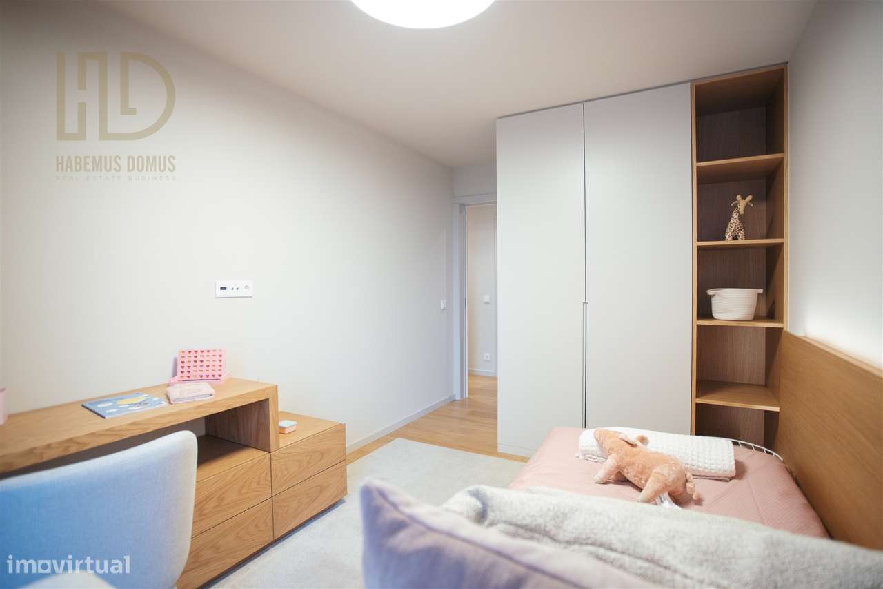 Apartamento T4 nos Jardins da Arrábida-18