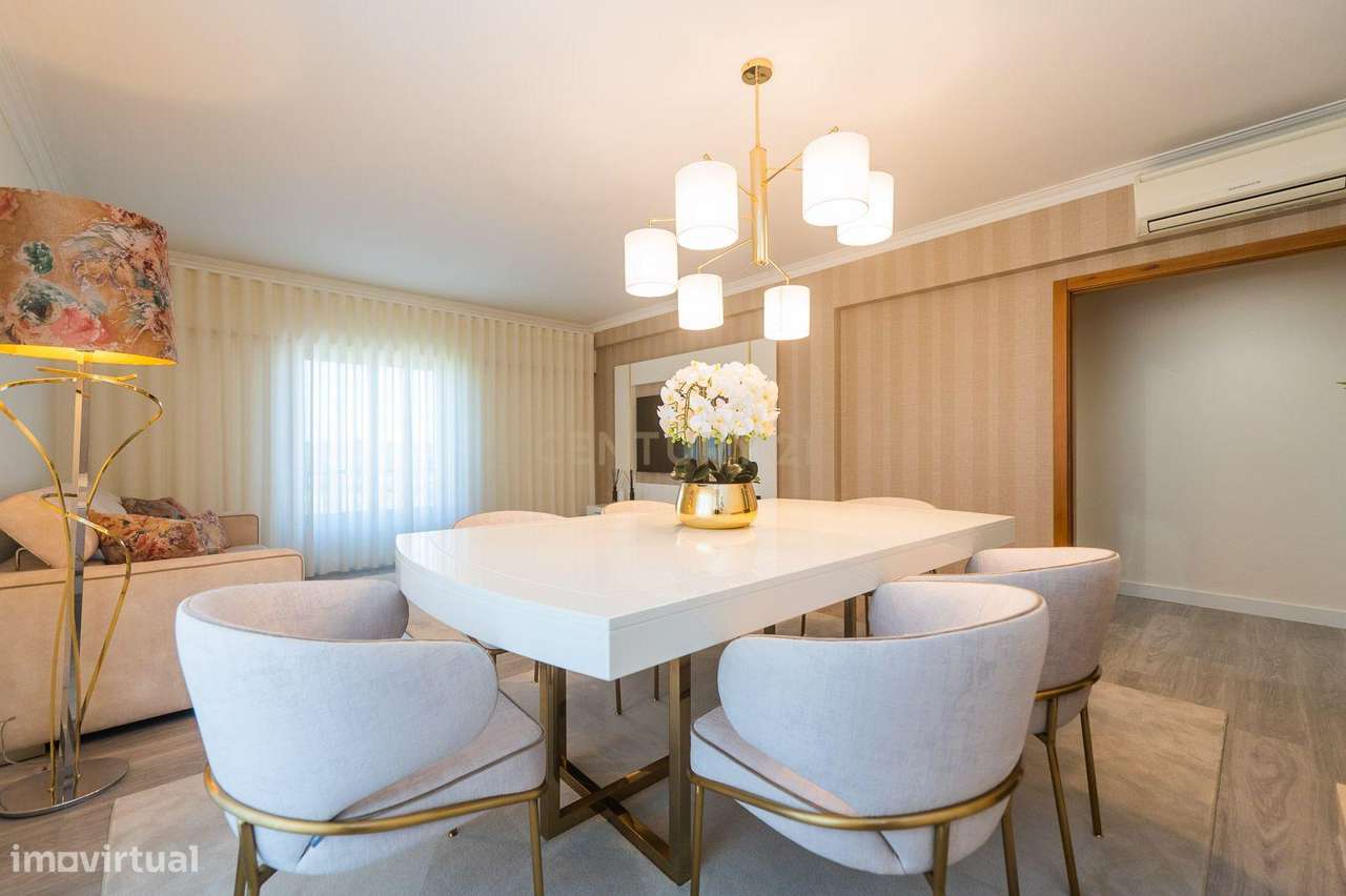 Apartamento T3 com Garagem em Loures-7