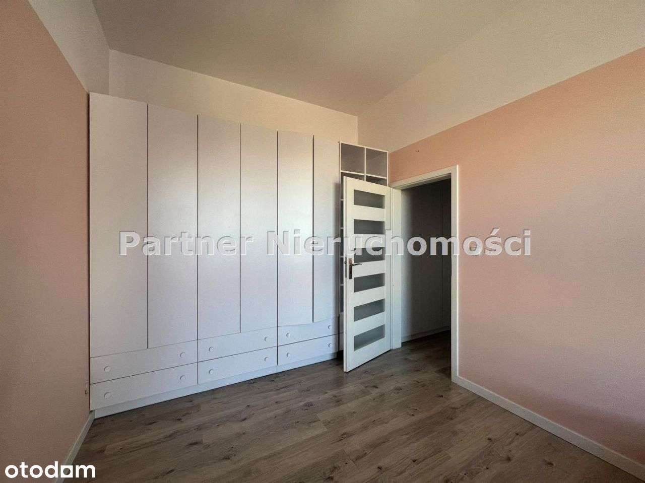 450m!!!!! Parking! Winda!! Gabinety Medyczne!! - Pełny obrazek: 4/8