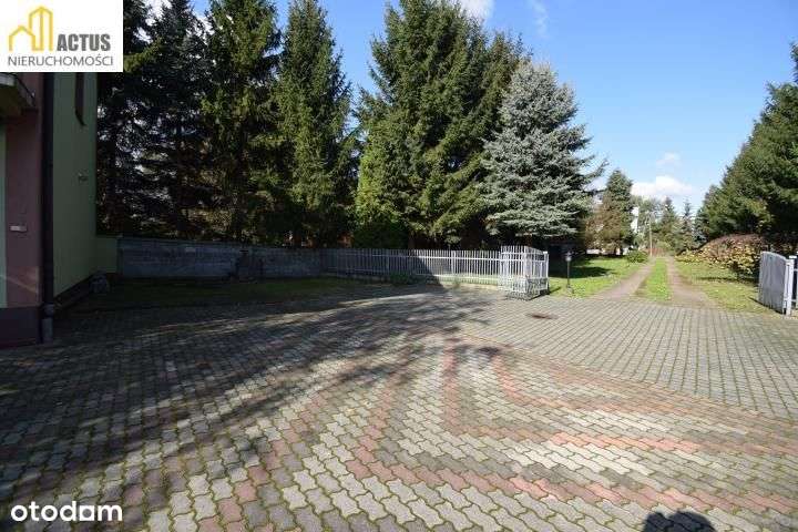 Dom Dz. 19 ar, Komis-warsztat sam.-6