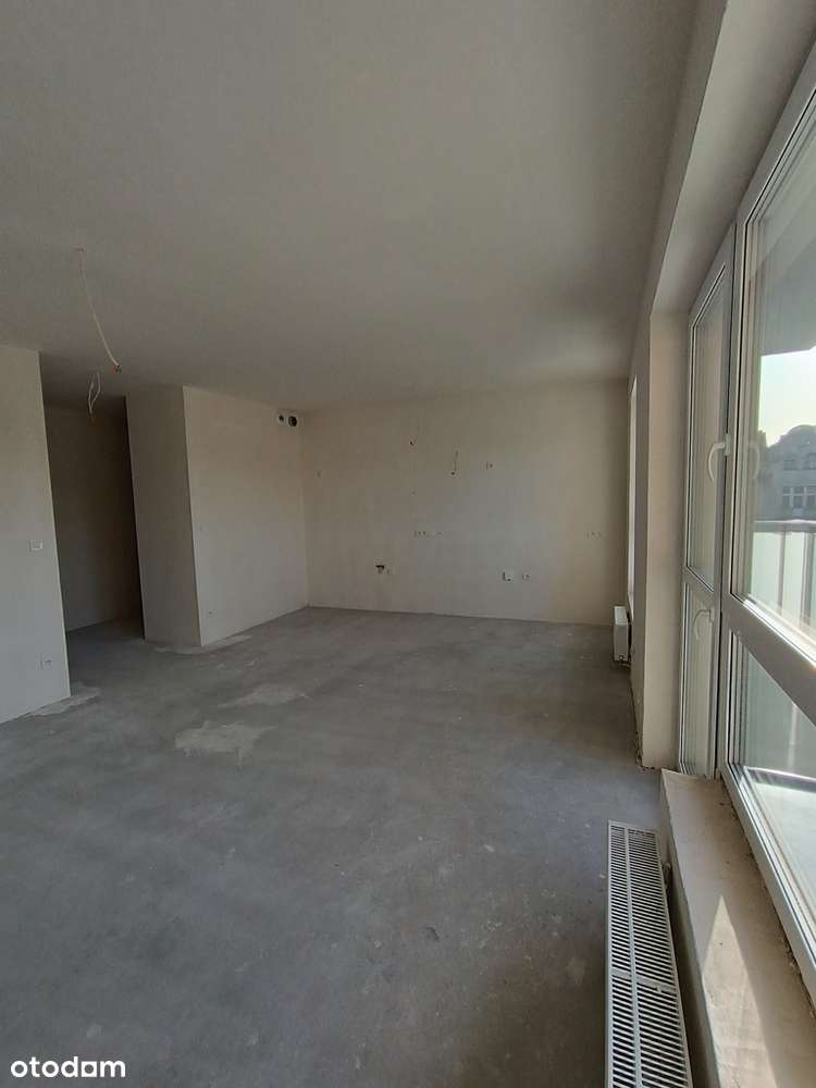 3 pokoje z możliwością podziału na 2 kawalerki-9