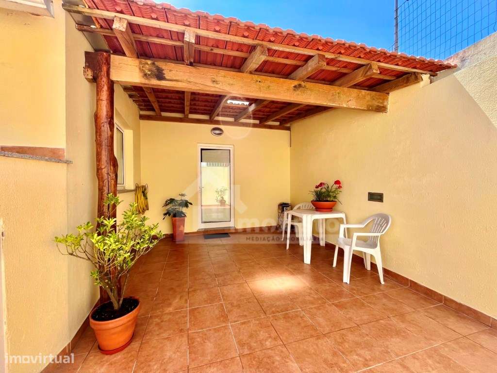 Moradia T1 pronta a habitar em Castanheira de Pera-40