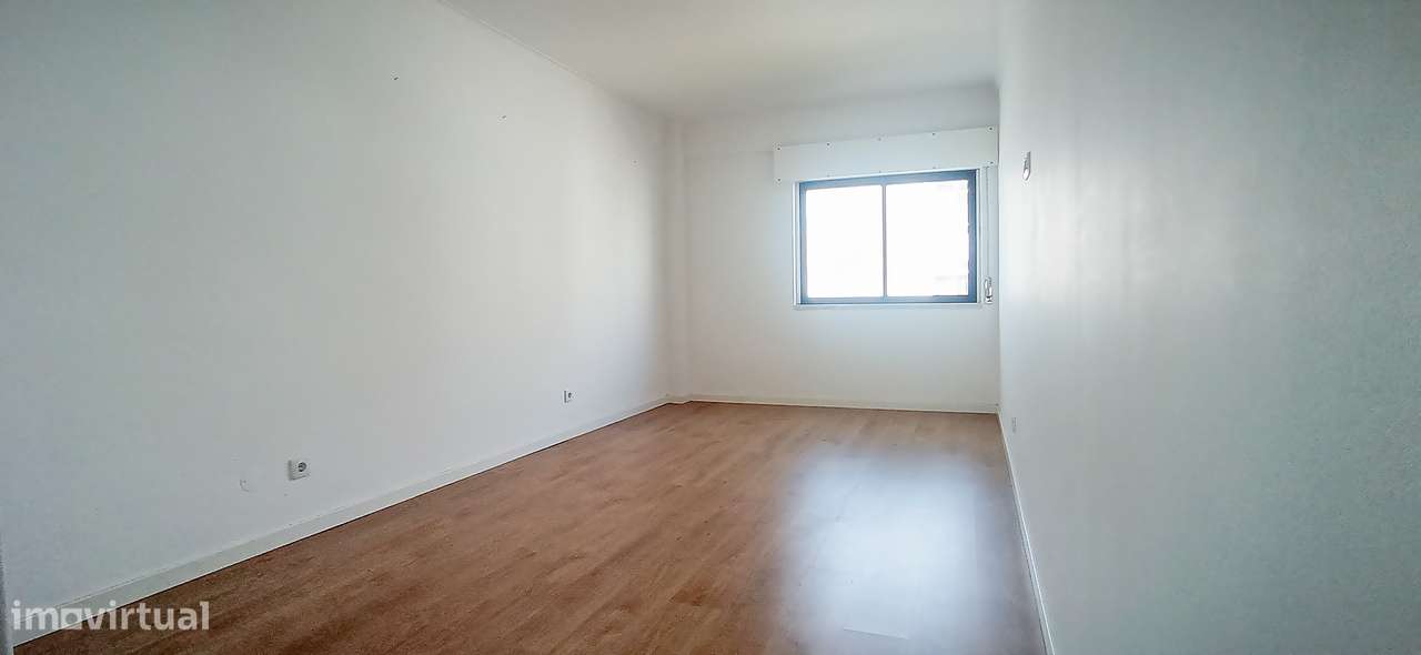 Apartamento T3 Venda em Agualva e Mira-Sintra,Sintra-20