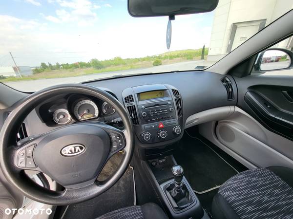 Kia Ceed Cee'd 1.6 Crdi Comfort - 12