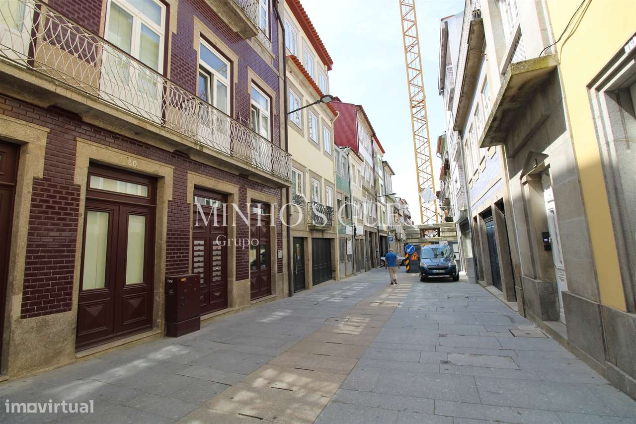 Apartamento T0 de Charme  com jardim privativo no Centro Histórico - S-26