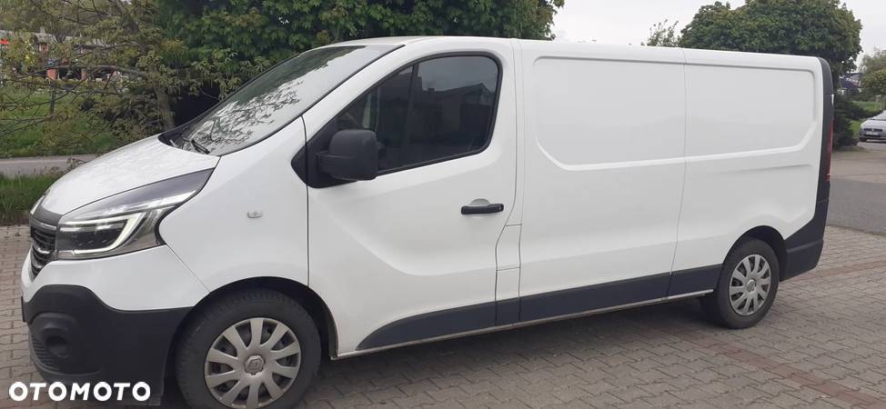 Renault TRAFIC - 2