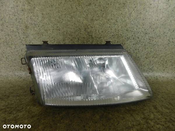 Lampa Lampy Przód Lewa Prawa Vw Volkswagen Passat B5 - 5