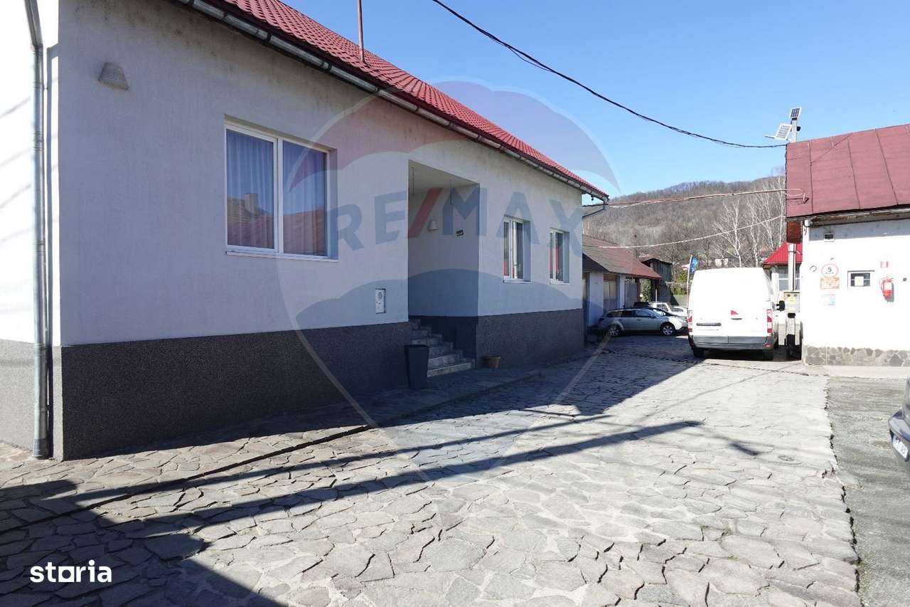 Casă cu 6 camere, de vânzare, în apropiere de Baia Mare-15