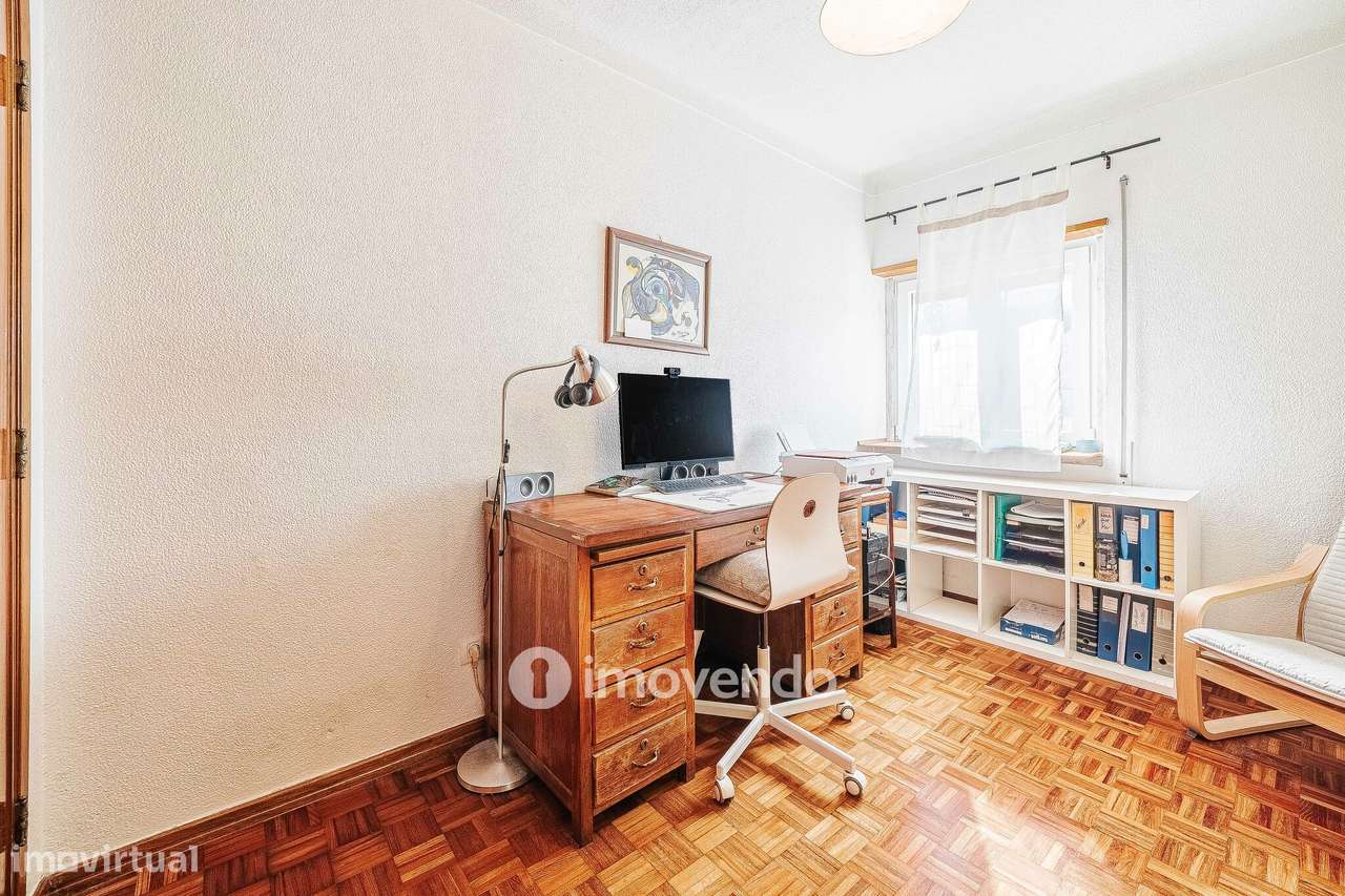 Moradia T3 mais Anexo T1 e Anexo T0 independentes, em Barcarena-20